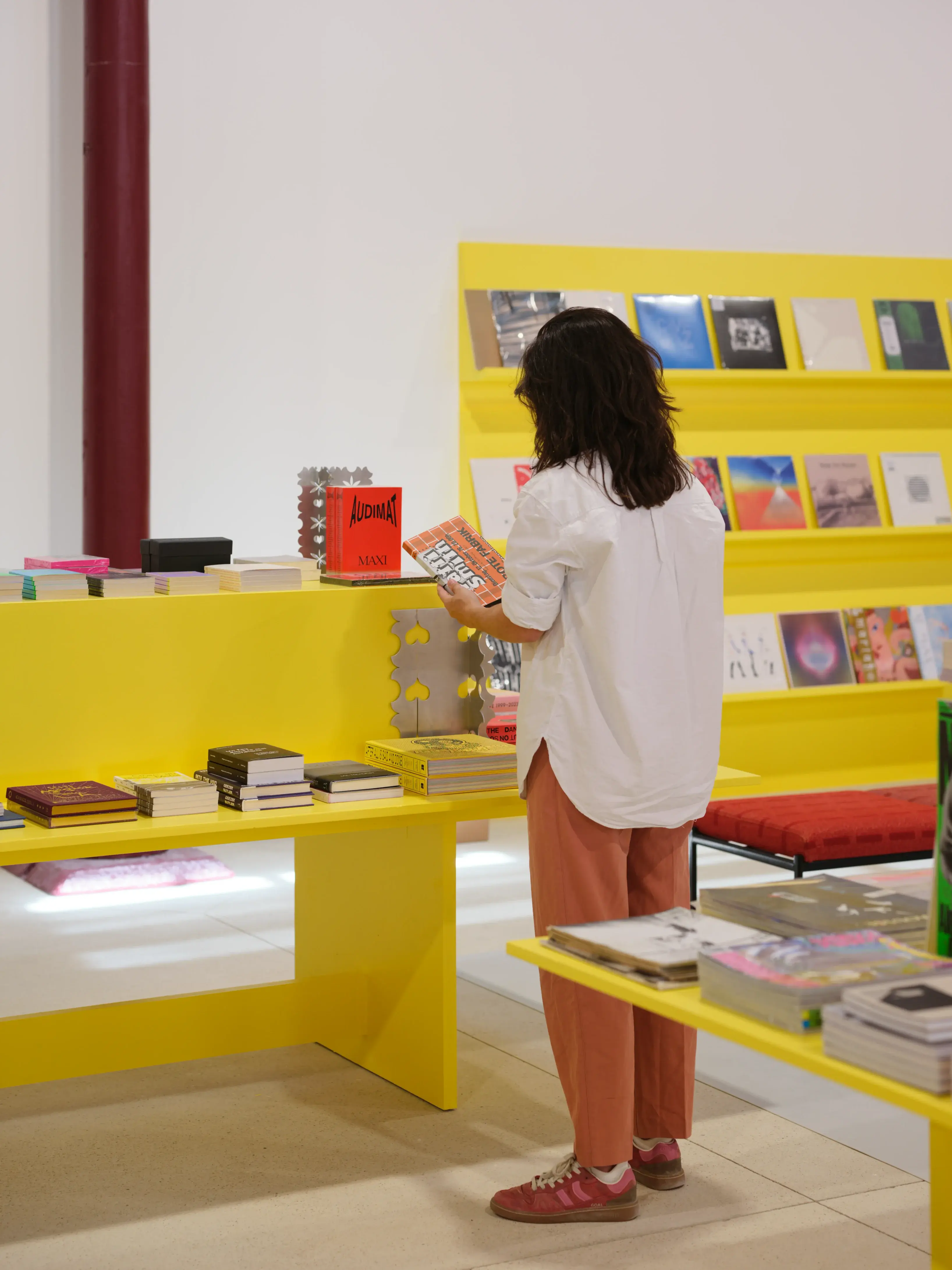 Offprint Arles, 2026, Le Magasin Electrique, LUMA Arles, France. © Victor&Simon - Grégoire d’Ablon - 3271 x 4362