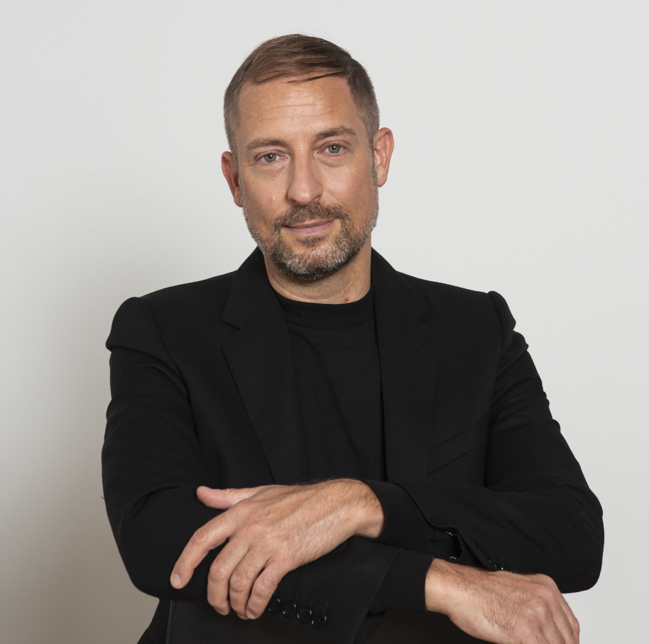 Stuart Comer