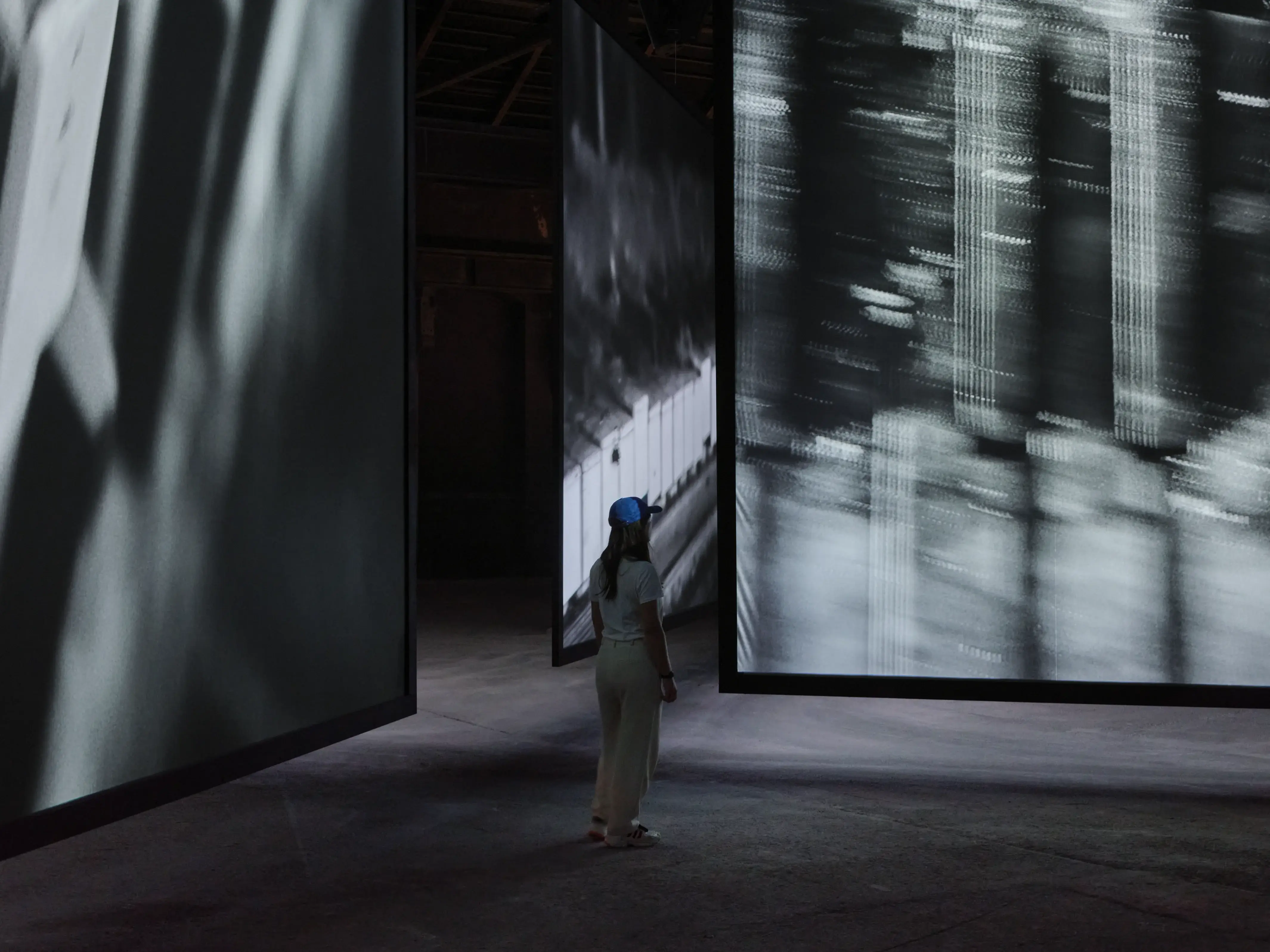 Soundwalk Collective & Patti Smith, CORRESPONDENCES, 2026 La Grande Halle, LUMA Arles, France © Victor&Simon -  Grégoire d’Ablon - 4260 x 3195