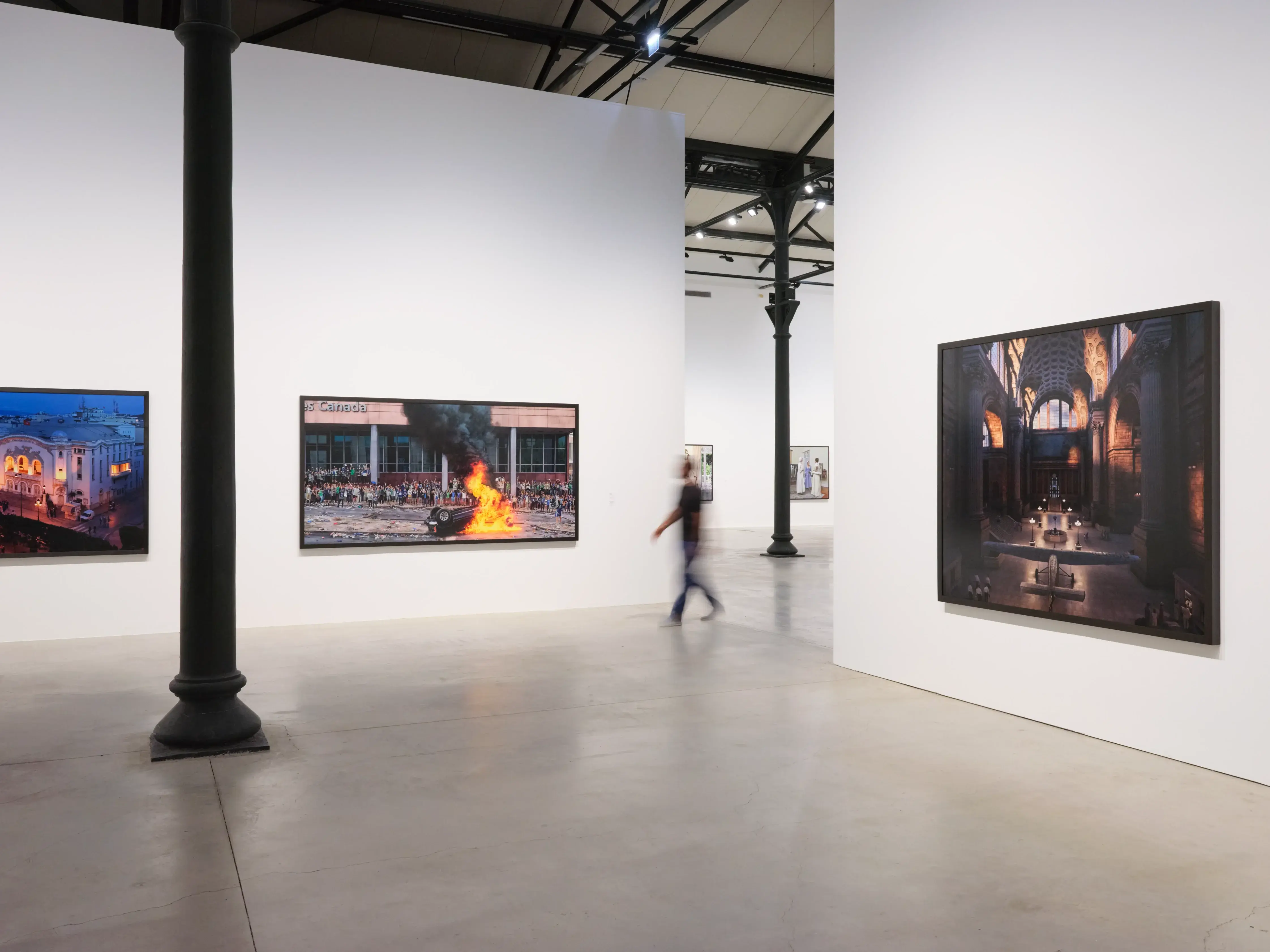 Stan Douglas, Bodies Never Lie, 2026 - 2027. La Mécanique Générale, LUMA Arles, France. © Victor&Simon - Grégoire d’Ablon - 4487 x 3365
